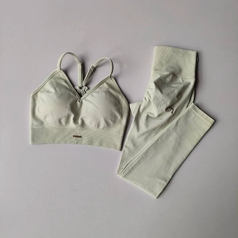 There are new color Peach High-Waisted Hip-Lifting Women's Exercise Suit Shockproof Yoga Fitness Clothes for Running And Styling